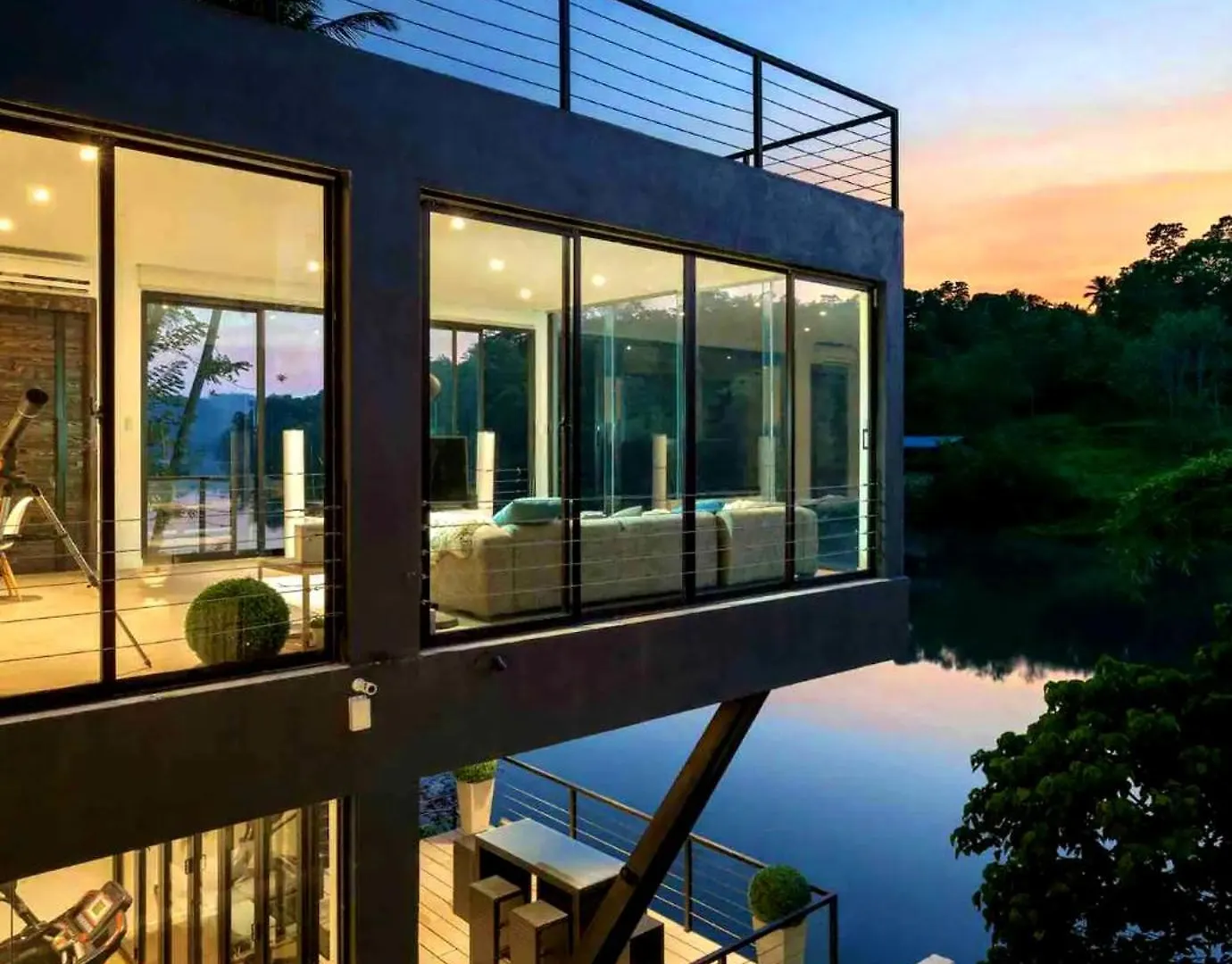 Riverside Retreat Cozy Space,Endless Views Apartment Kandy
